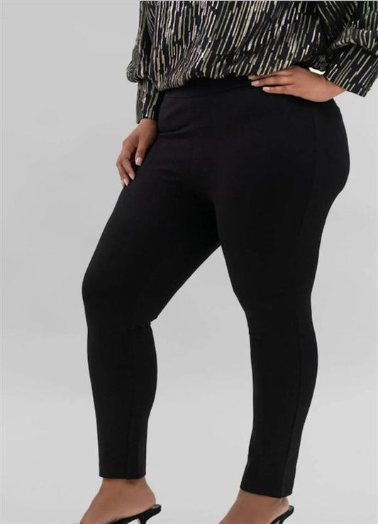 NWOT Marée Pour Toi Compression Pull On Pants Black 127042