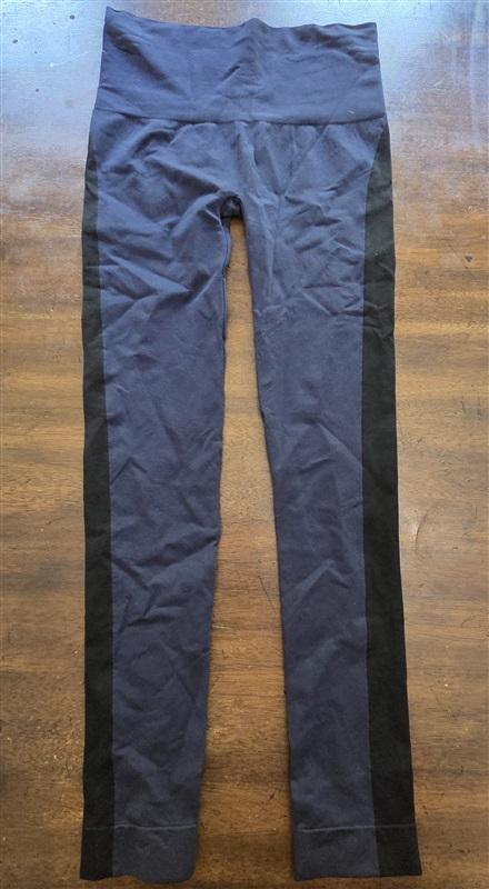NWOT Assets M Red Hot Label by Spanx Seamless Shaping Leggings Blue 127056