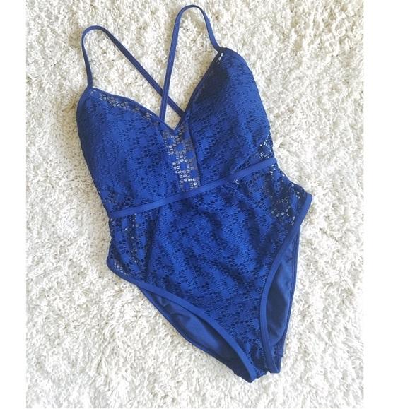 NWT Kenneth Cole XL Blue Crochet 1PC Swimsuit 127128