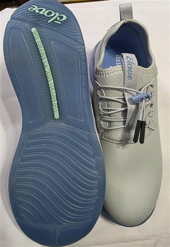 NWOT Clove 7 Classic Gray Matter Nursing Tennis Shoes Blue Gray 127358
