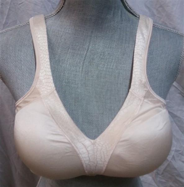NWOT Playtex 36D 18 Hour Back Smoother Full-Fig WireFree Bra 4E77 White 127422