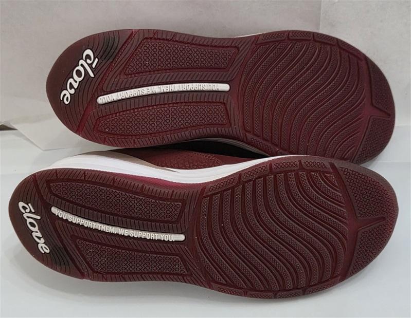 NWOT Clove 6 Classic Burgundy Wine Nursing Tennis Slip Resistant Shoes 127457