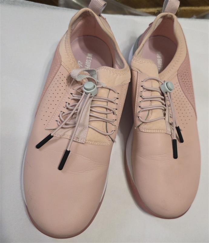 NWOT Clove 6.5 Classic Pink & Gray Nursing Tennis Slip Resistant Shoes 127459