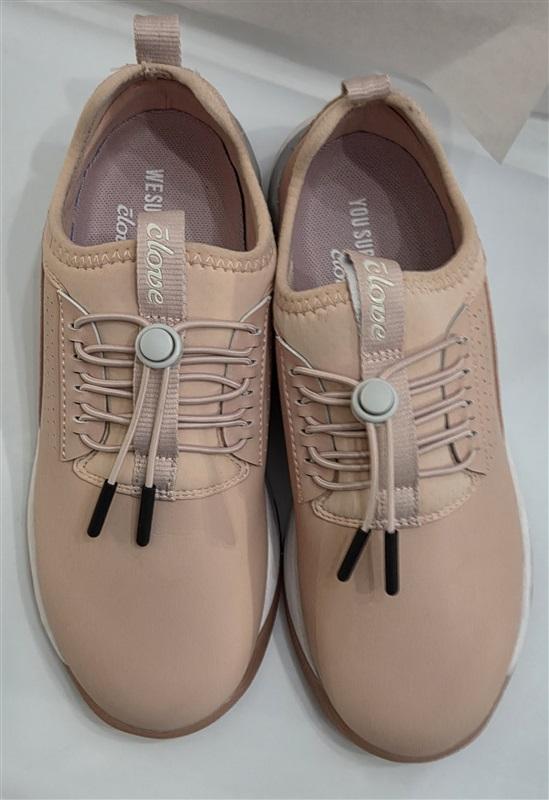 NWOT Clove 11.5 Men Classic Pink Gray Nursing Tennis Slip Resistant Shoes 127462