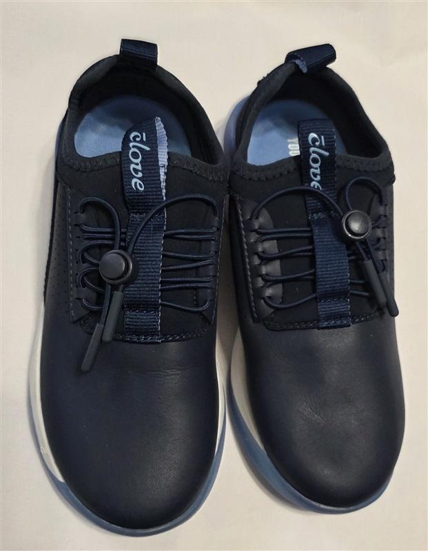 NWOT Clove 5 Classic Night Shift Nursing Tennis Shoes Navy Blue White 127470