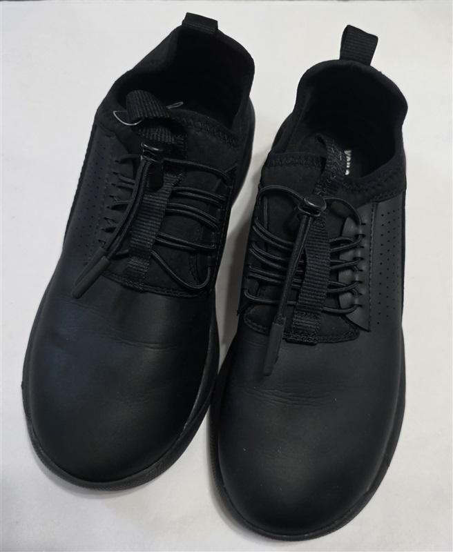NWOT Clove 6.5 Classic Nursing Tennis Slip Resistant Shoes Black 127488