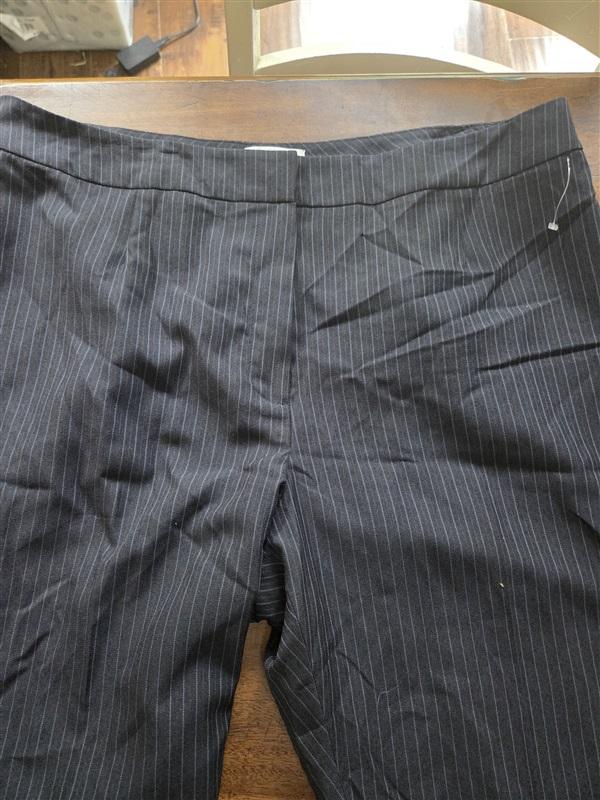 NWOT Le Suit Pants Sz 12P Black Blue Pinstripe Dress Trousers 127507