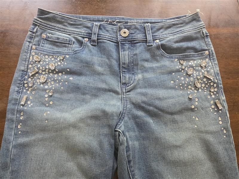 NWOT INC 10 Rhinestone Skinny Leg Regular Fit Jeans 127561