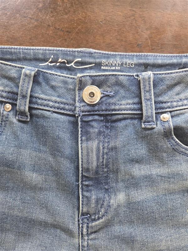 NWOT INC 10 Rhinestone Skinny Leg Regular Fit Jeans 127561