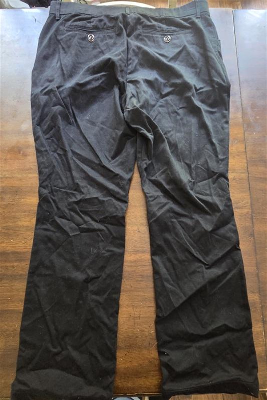 NWOT Lee 16 Medium Flex Motion Trouser Pants Mid Rise Fit Black 127566