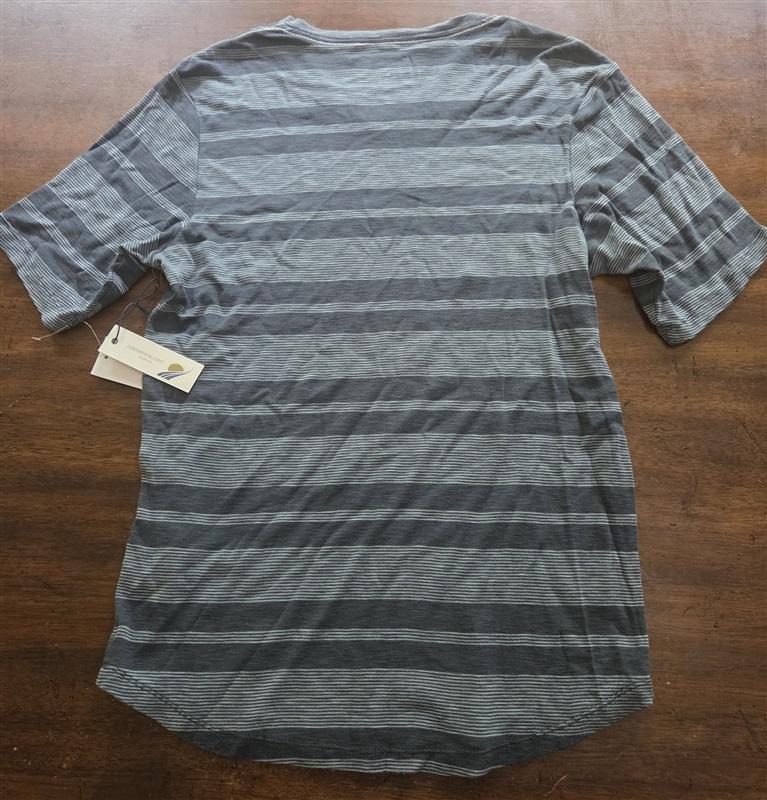 NWT Fundamental Coast Blue Stripe V Neck T Shirt 127574