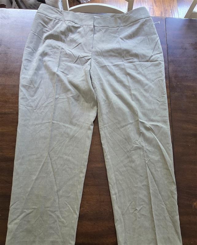 NWOT Le Suit Pants Sz 20W Pinstripe Dress Trousers Gray Green 127576