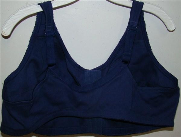 NWOT Comfort Choice 54D Wirefree Front Hook Seamless Bra Navy Blue 127585