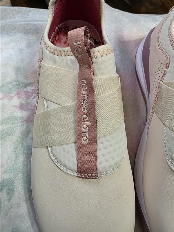 NWOT Clove 9 Classic Nurse Clara Nursing Tennis Slip Resistant Shoes Pink 127628
