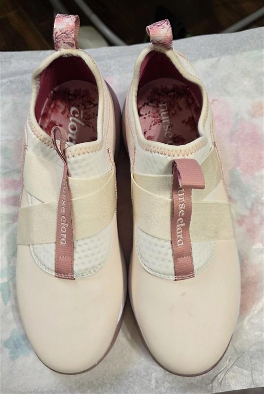 NWOT Clove 9 Classic Nurse Clara Nursing Tennis Slip Resistant Shoes Pink 127628