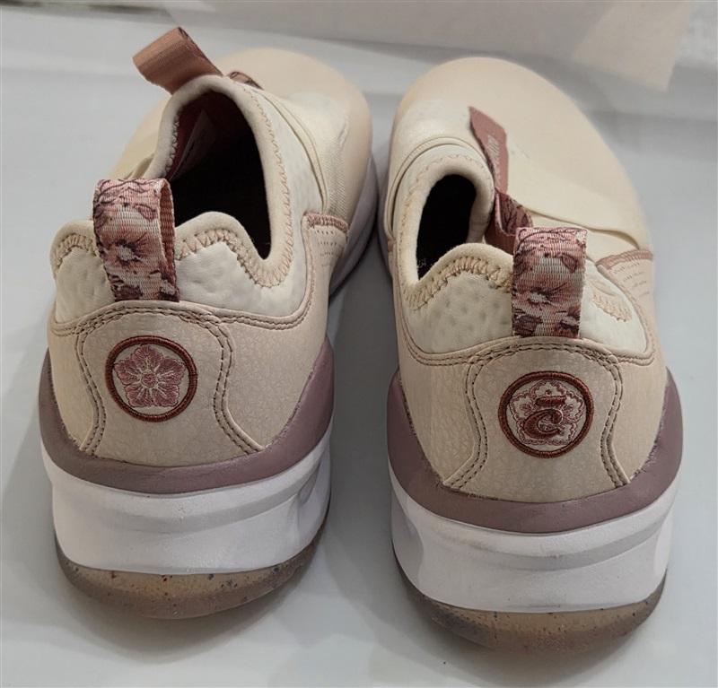 NWOT Clove 7.5 Classic Nurse Clara Nursing Slip Resistant Shoes Pink 127631