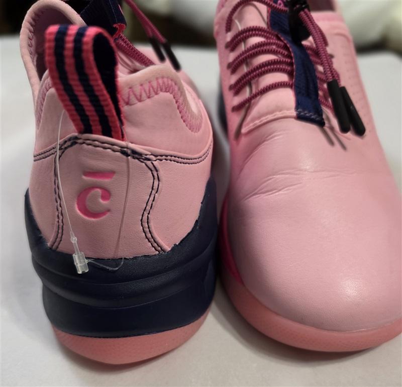 NWOT Clove 6.5 Classic Nursing Slip Resistant Shoes Night Flamingo Pink 127640