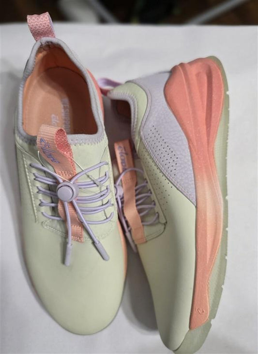 NWOT Clove 8.5 Classic Nursing Tennis Slip Resistant Shoes Peach Quartz 127645