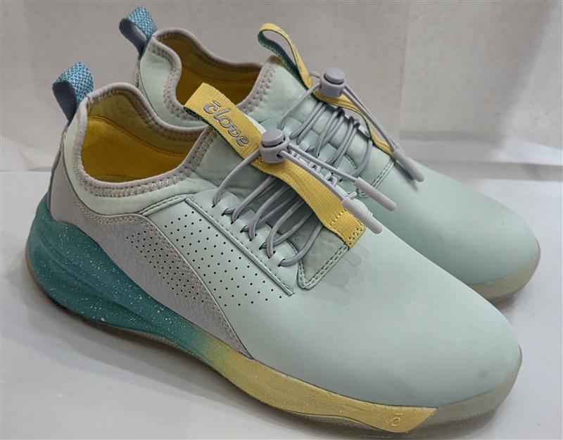 NWOT Clove 8 Classic Nursing Tennis Slip Resistant Shoes Apple Jade 127647