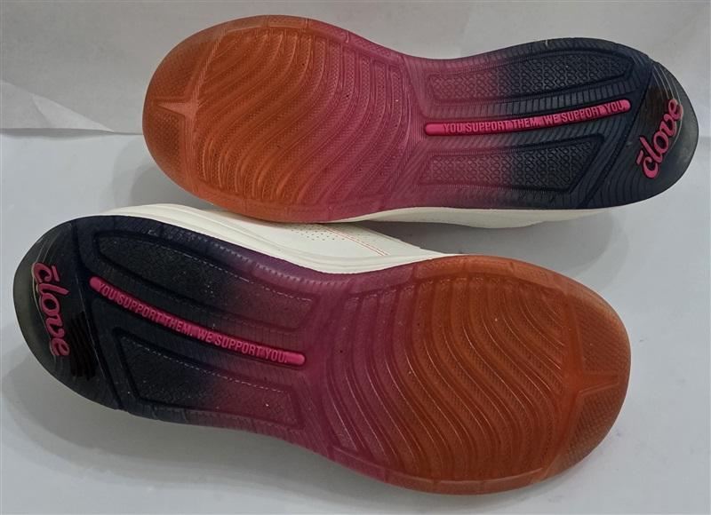NWOT Clove 6.5 Classic Gradient Pink Nursing Tennis Slip Resistant Shoes 127648