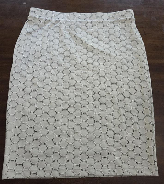 NWOT LEOTA LG Tabitha Pencil Skirt White Polka Dot 127757