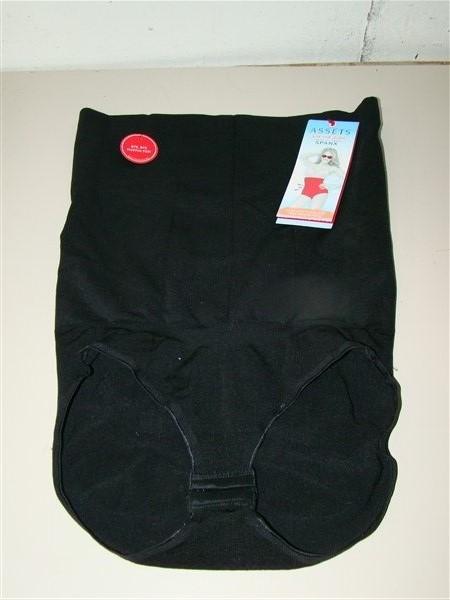 ASSETS Red Hot 1X Spanx FS4115 Flat Out Flawless Hi-Waist Brief Black 127778