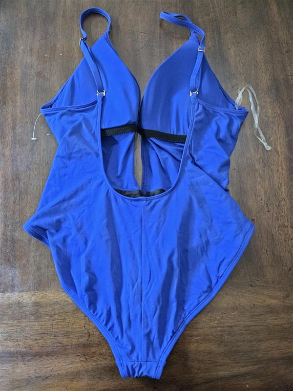 NWOT La Blanca 16 Island Goddess Deep V 1PC Swimsuit Blue 127882