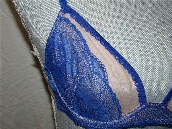 NWT b.tempt'd Wacoal 32C b.provocative Underwire Bra 951222 Blue 127980