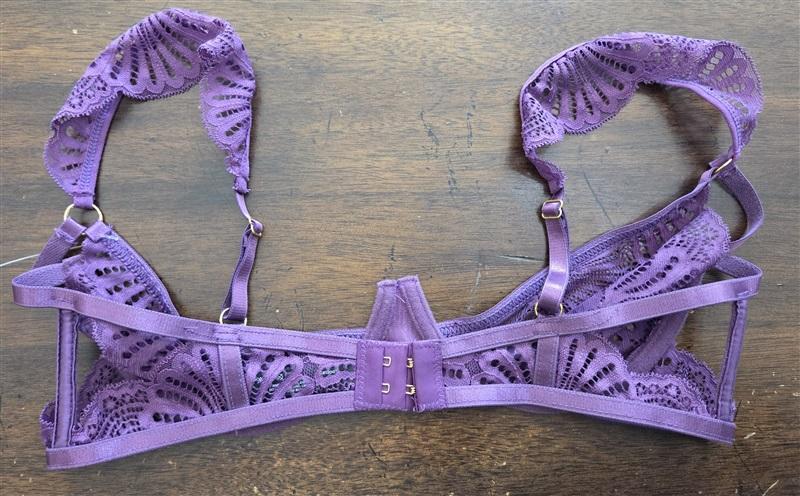 NWOT Oh La La Cheri S/M Bra Purple Lace Strappy 128026