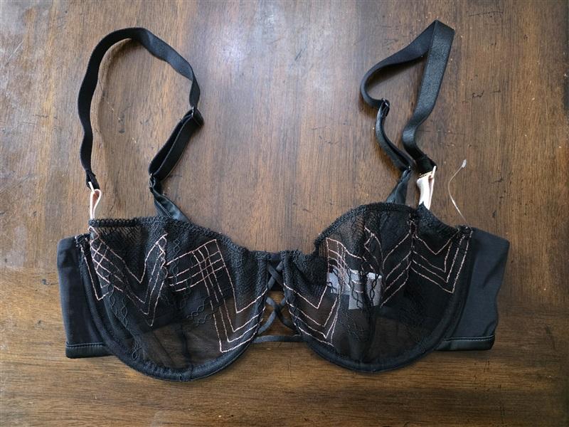 NWOT Chantelle 34D Memento Black Pink Unlined Demi Bra 14N5 128091