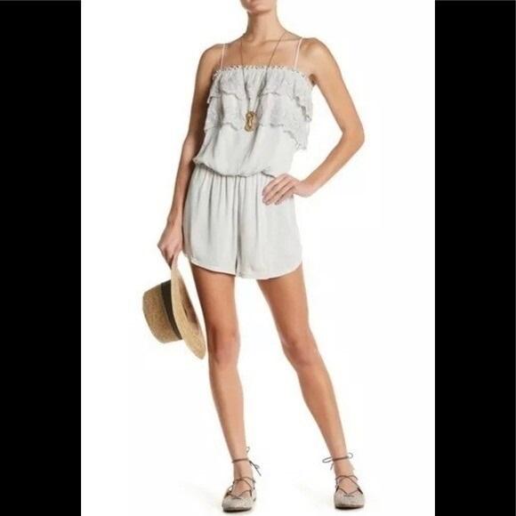 NWOT Liberty Garden M Anthropologie Gray Lace Romper 128163