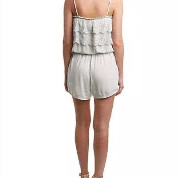 NWOT Liberty Garden M Anthropologie Gray Lace Romper 128163