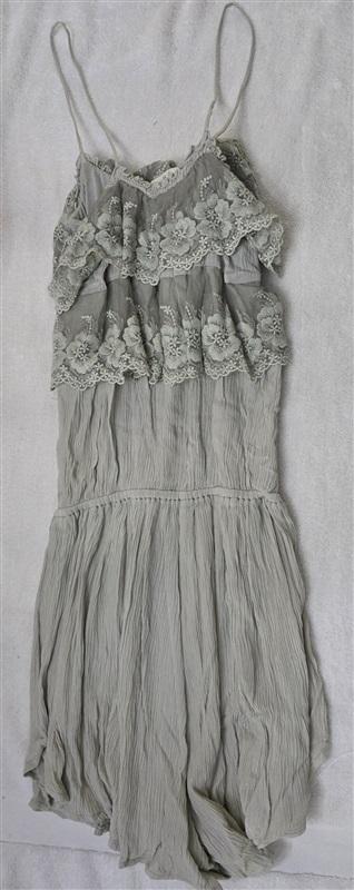 NWOT Liberty Garden M Anthropologie Gray Lace Romper 128163