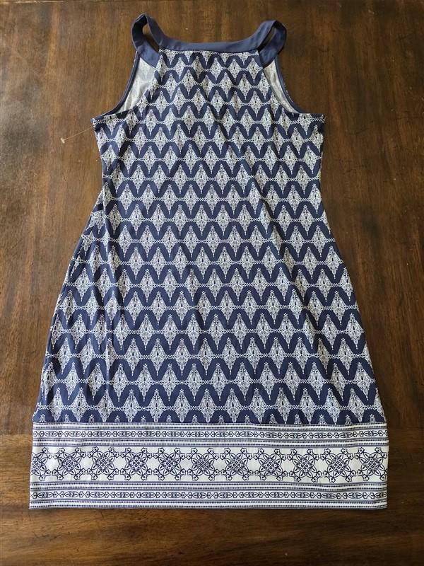 NWT Magnolia Grace Blue White Embroidered Sleeveless Shift Dress 128166