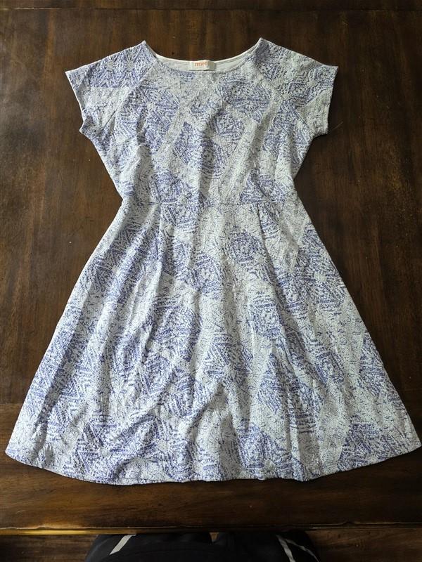 NWT ReneeC LG A-Line Dress Short Sleeve Stretch Textured Blue White 128167