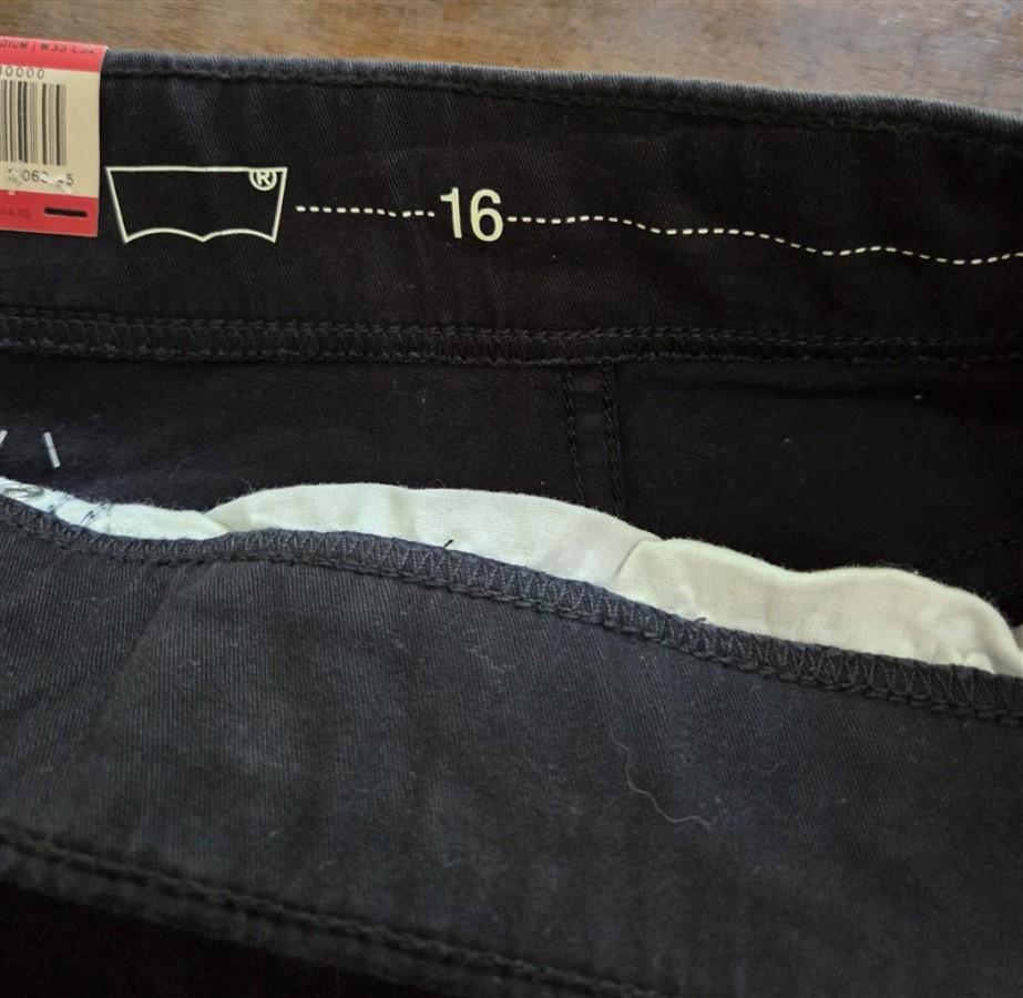 NWT Levis 16 33x32 Perfectly Slimming Pull-On Mid Rise Skinny Jeans Black 128218