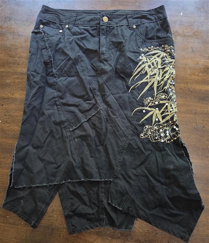 NWOT AZIZ for Anthropologie M Boho Frayed Hem Patchwork Embroidered Skirt 125413