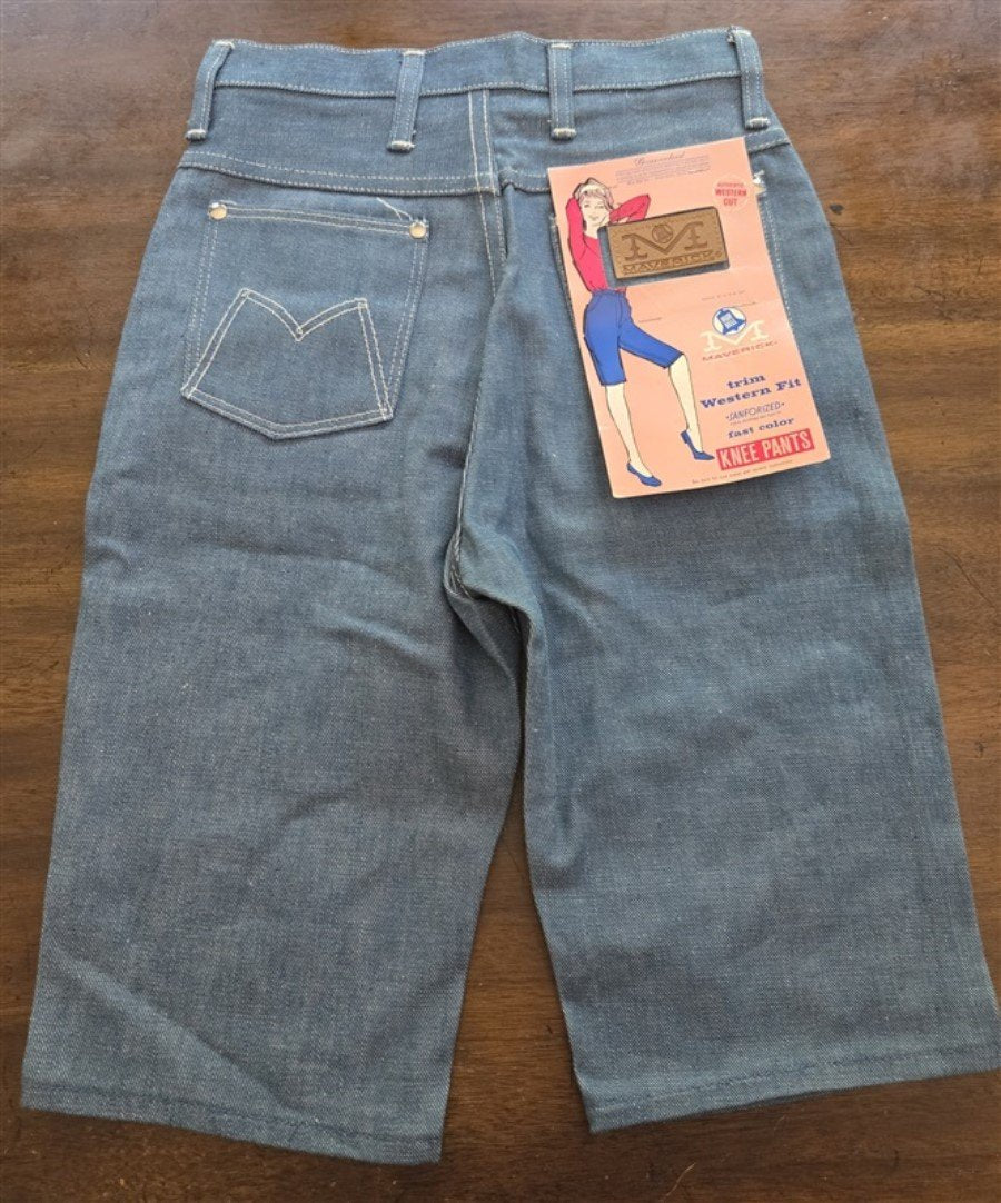 NWT VINTAGE Girls 12 Blue Bell Maverick Western Fit Knee Pants Raw Denim Shorts