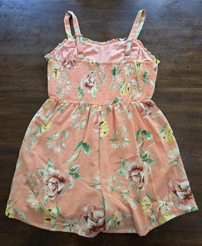 NWT Love & Piece Collective S All Over Floral Sleeveless Romper Peach #128295