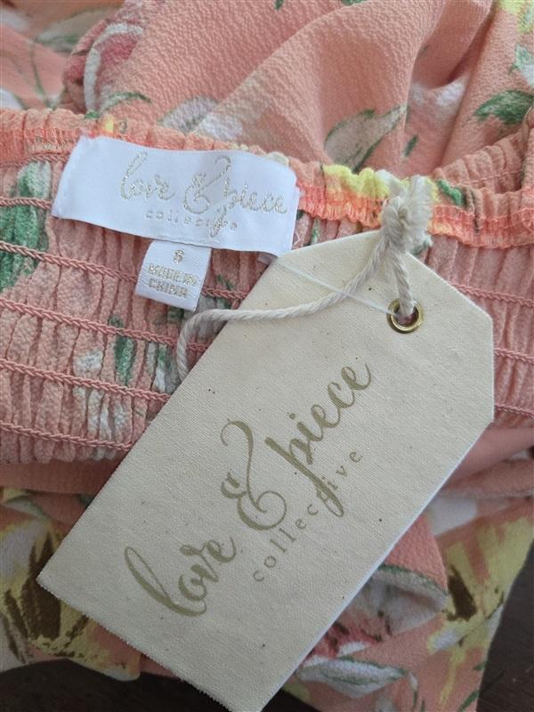 NWT Love & Piece Collective S All Over Floral Sleeveless Romper Peach #128295