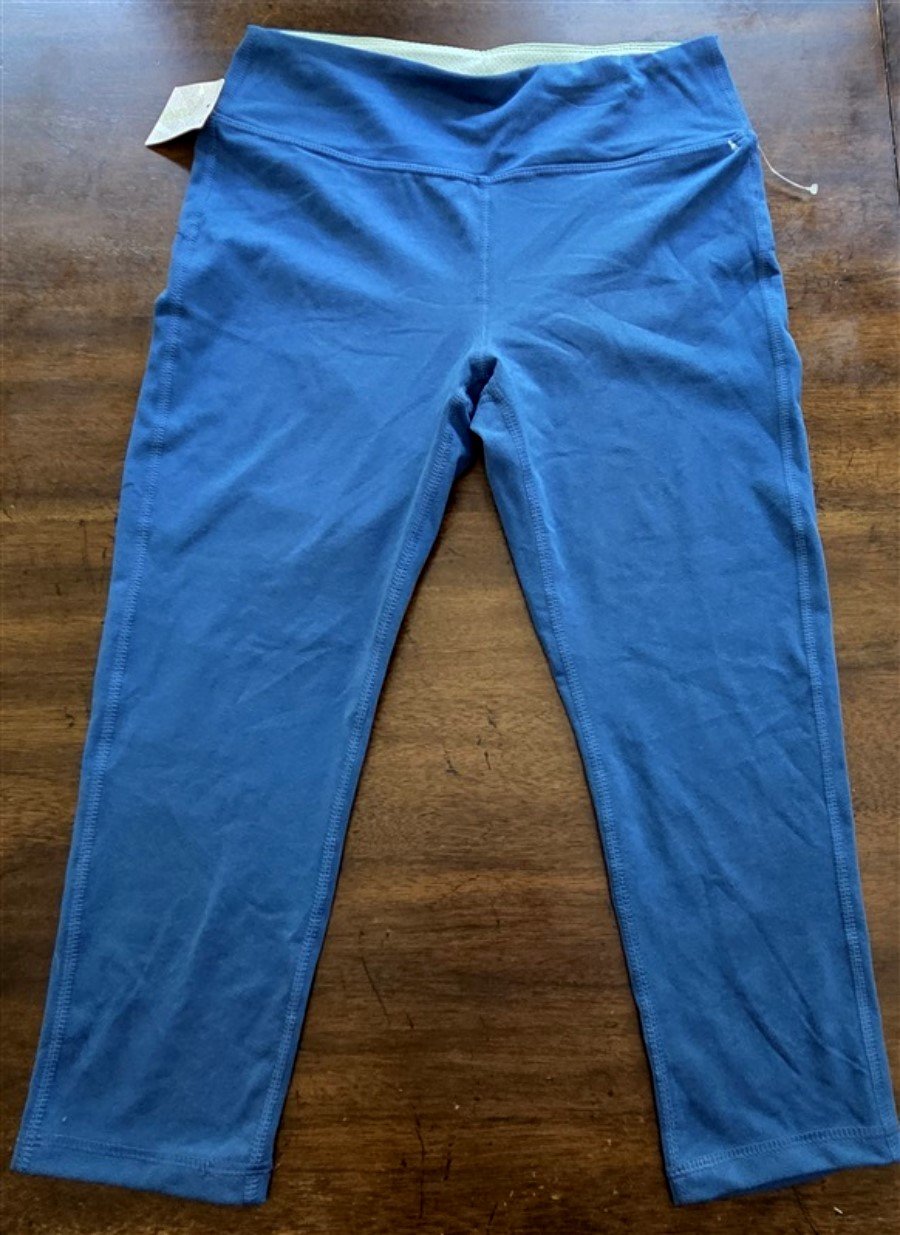 NWT Marika S (4-6) Sport Performance Capri Leggings Blue #128302