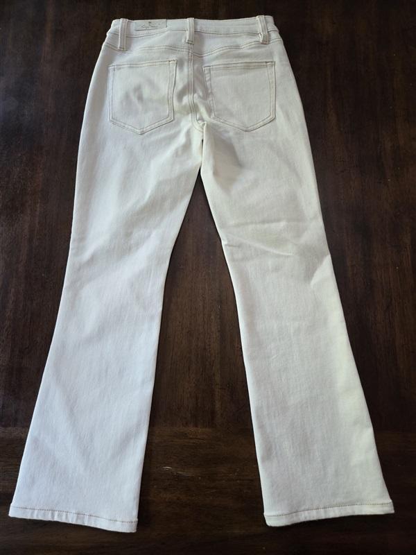 NWT Tommy Bahama 0 Mid Rise Crop Mini Boot Cut Ivory Jeans 128309
