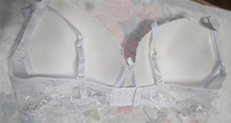 NWOT Parisian 36C Push Up Plunge Lace Bra White 128383