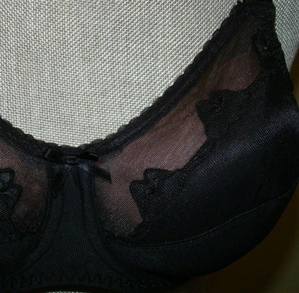 NWT Bali Flower 38C Full Coverage Bra 0180 Black 128526