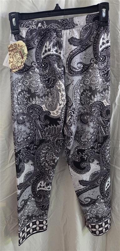 NWT One World XS Charming Art Black Silver Lace Top Legging Lounge set 128590