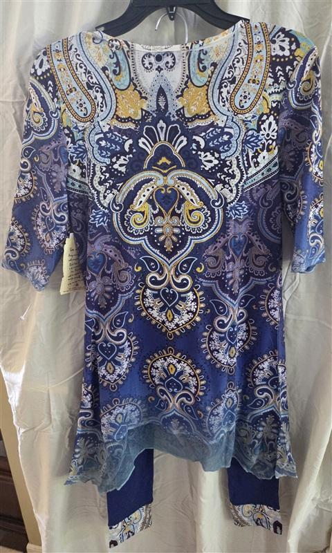 NWT One World XS Charming Art Rhinestone Handkerchief Top Legging set 128592