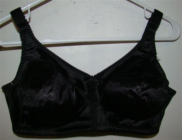 NWT Bali 34D Double Support Wireless Bra 3820 Black 128618