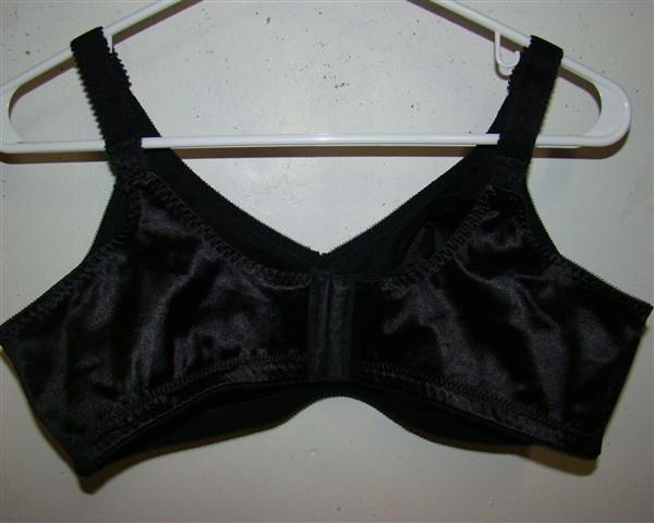 NWT Bali 34D Double Support Wireless Bra 3820 Black 128618