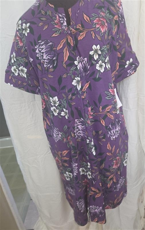 NWT Miss Elaine M Snap Front Short Robe 846981 Purple Floral 128637