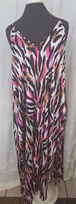 NWT Van Winkle XL Tiger Stripe Satin V-Neck Sleeveless Maxi Chemise 128645